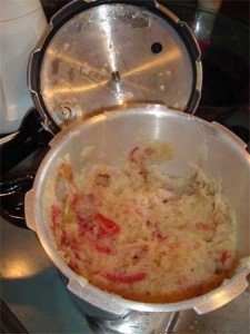 asauce3 The apples after cooking in the pressure cooker for about 10 minutes.